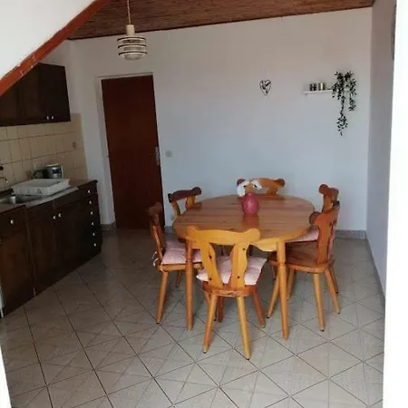 Apartment Apartements Janja Orebić