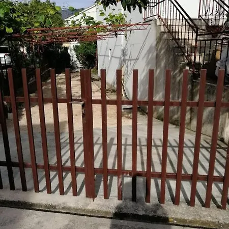 Apartements Janja アパート *