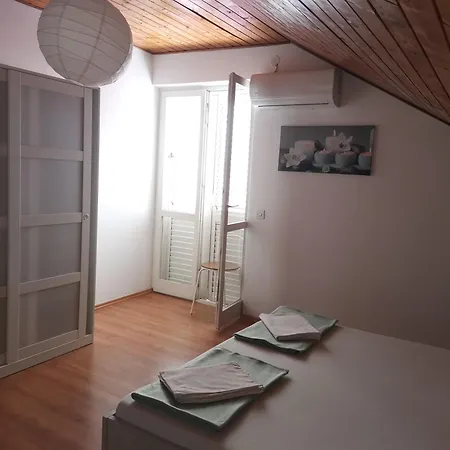 Apartements Janja *
