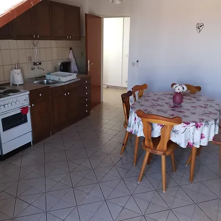 Apartements Janja דירה אורביץ